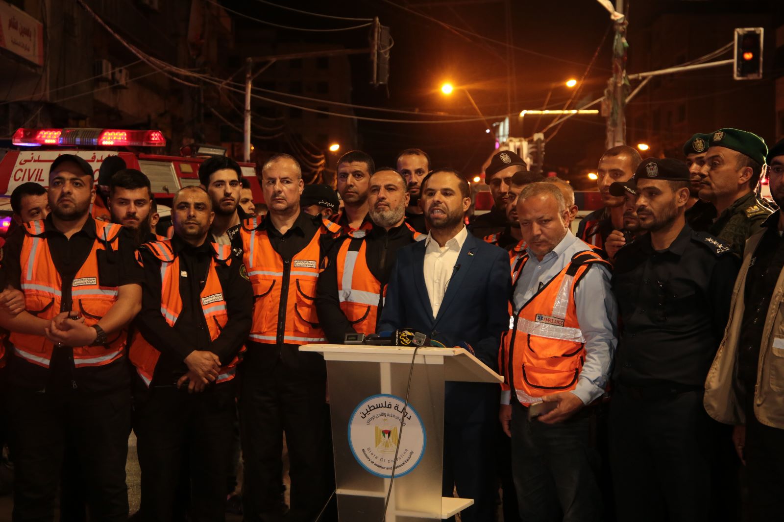 مؤتمر صحفي ومسير للطواقم الميدانية بأجهزة وزارة الداخلية مع بدء وقف العدوان الإسرائيلي على غزة