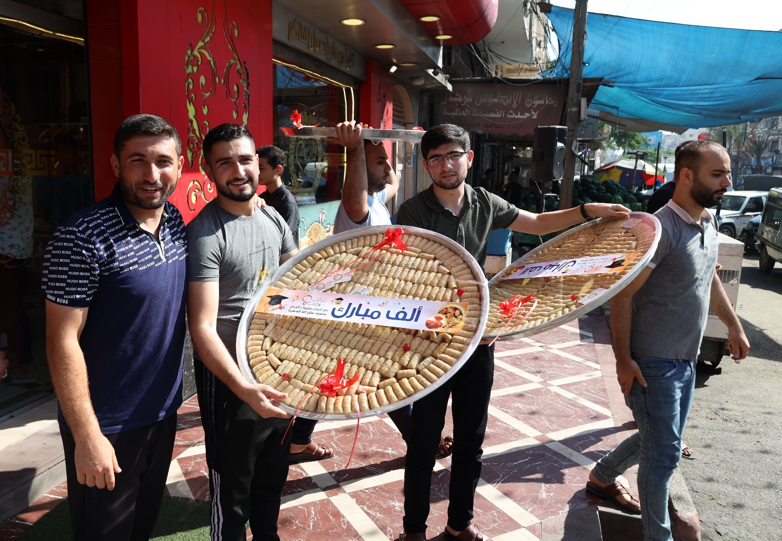 أجواء احتفال المواطنين في قطاع غزة بنتائج الثانوية العامة