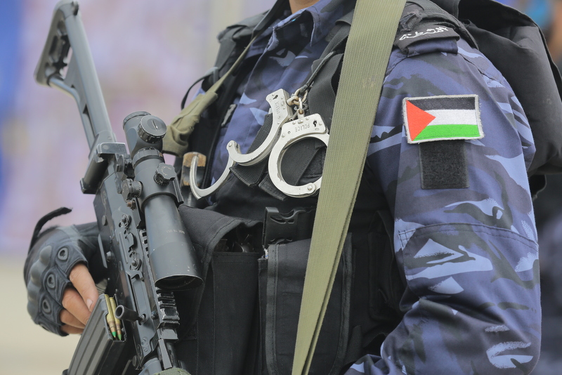 تخريج "دورة غزة سيف الأقصى" - ضباط وضباط صف بالشرطة 