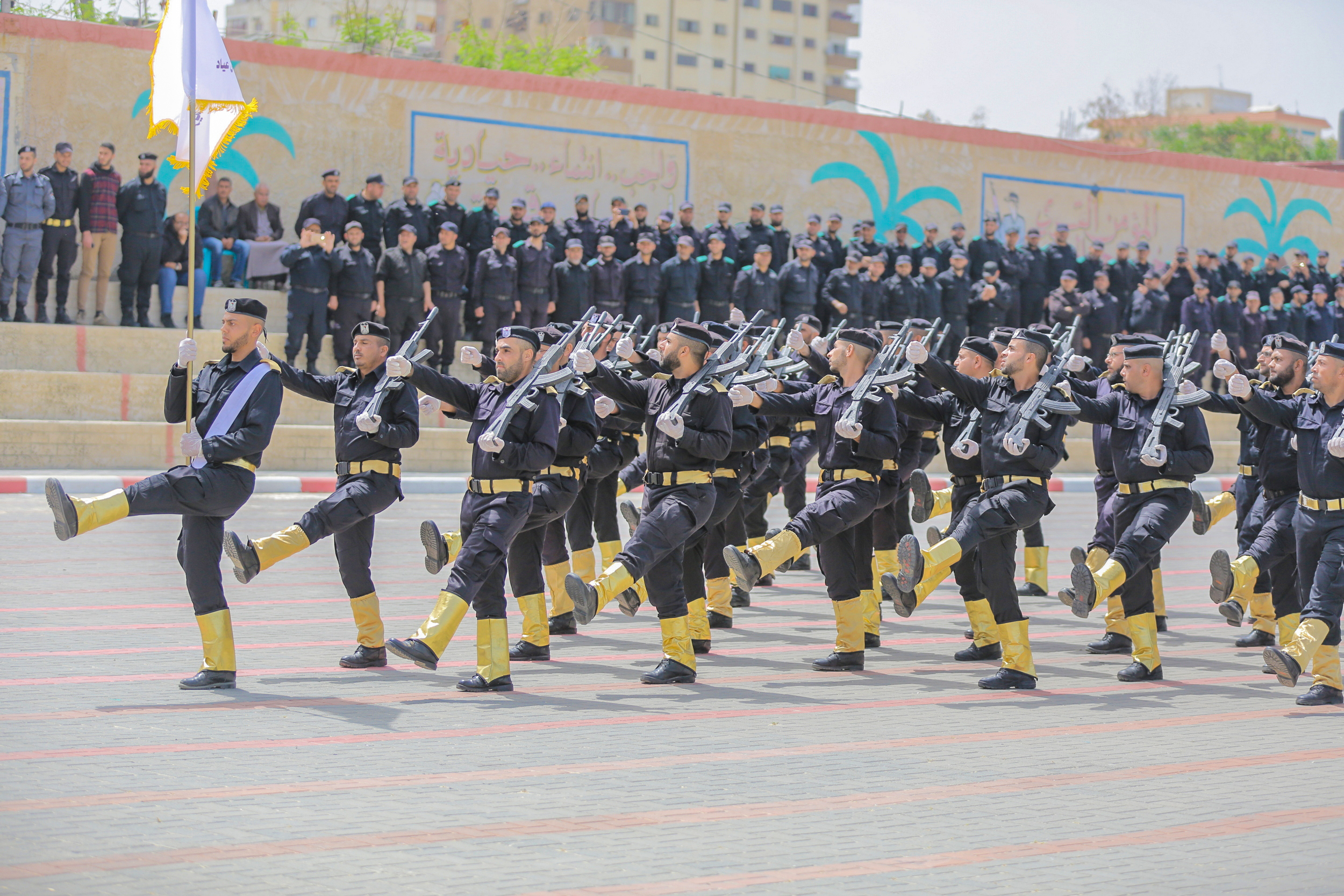 تخريج دورة تأهيل ضباط الـ 33 بالمديرية العامة للتدريب