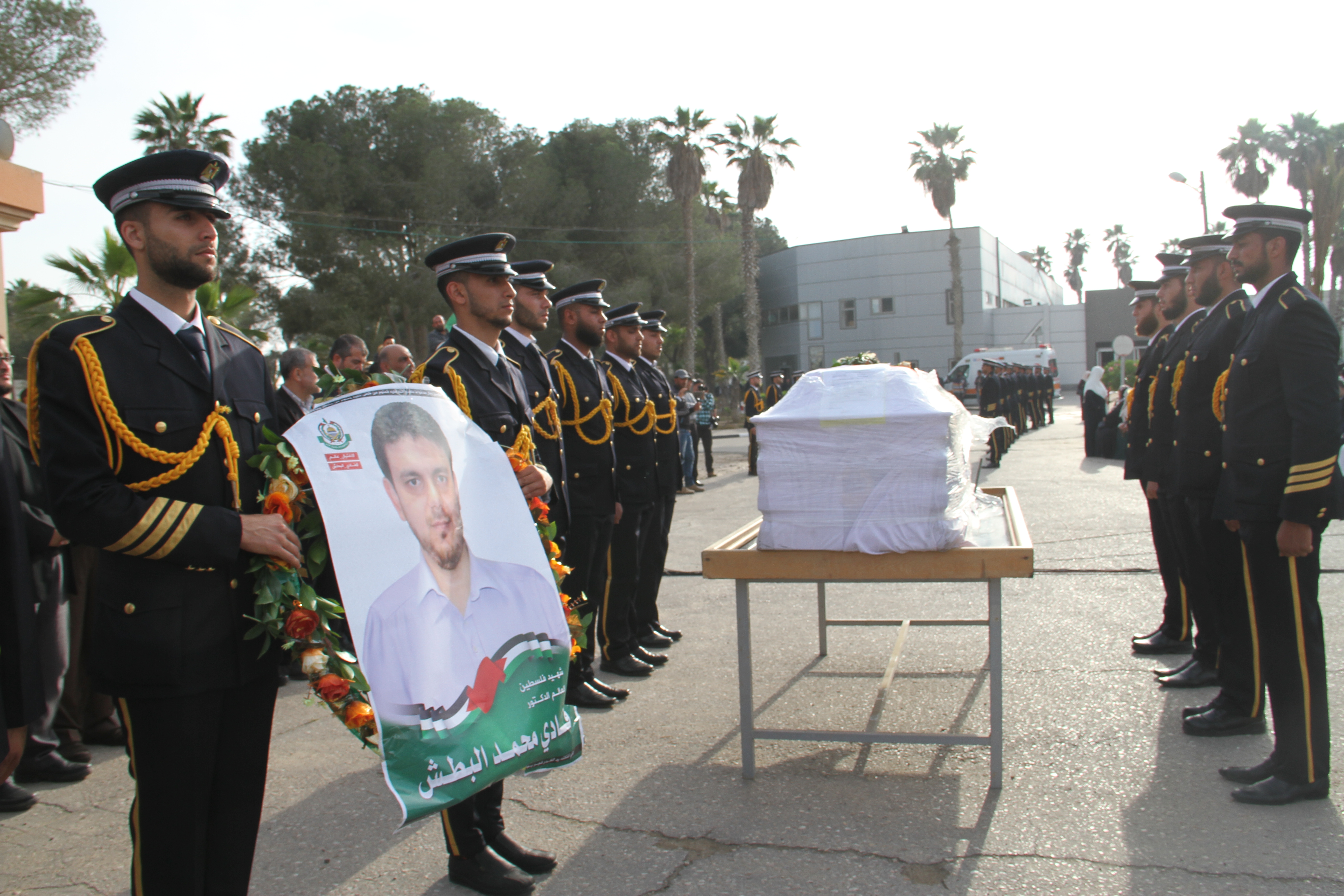 استقبال جثمان الشهيد العالم د. فادي البطش بمعبر رفح البري