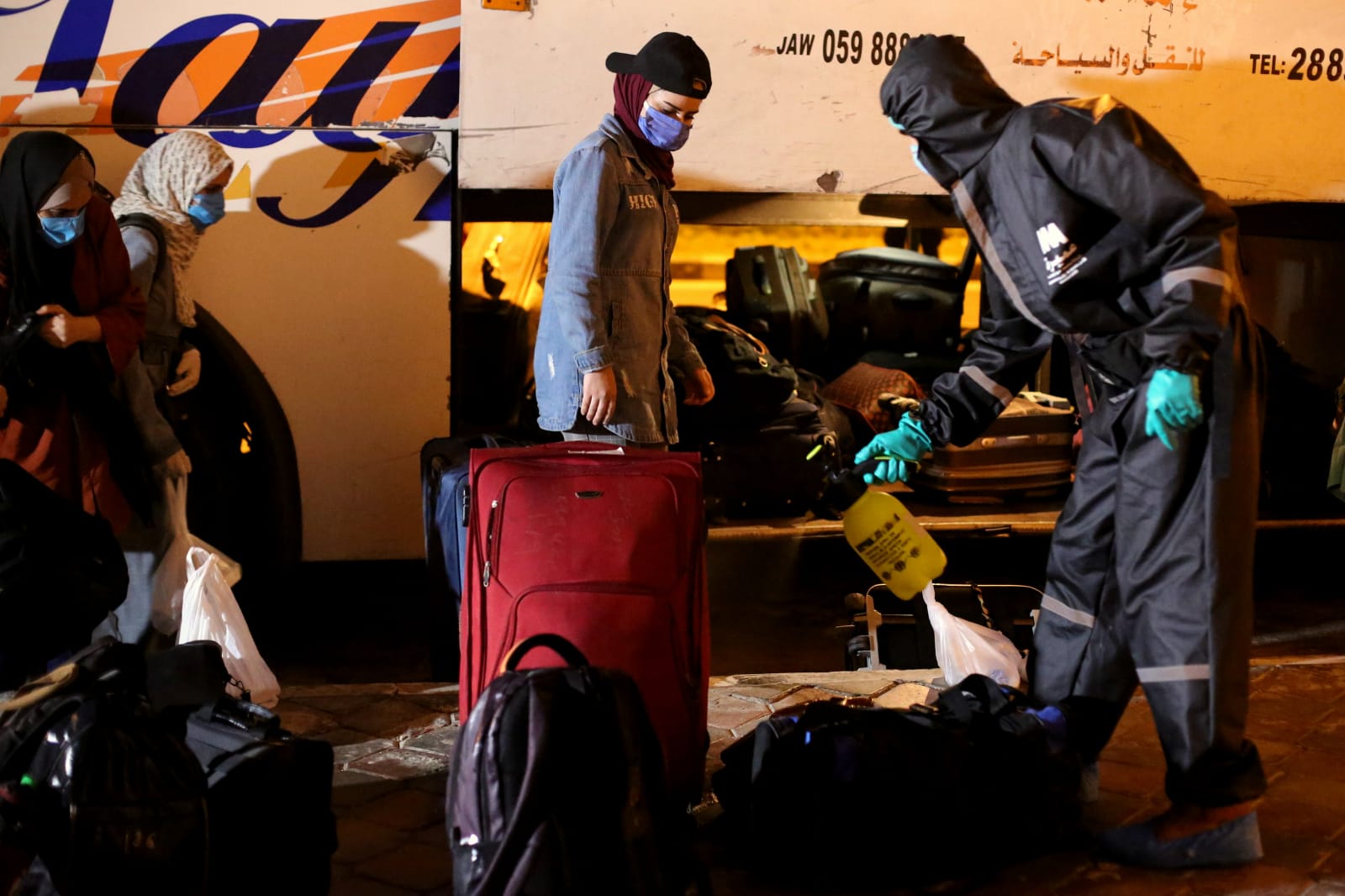 تسهيل وصول الفوج الثالث من العائدين عبر معبر رفح