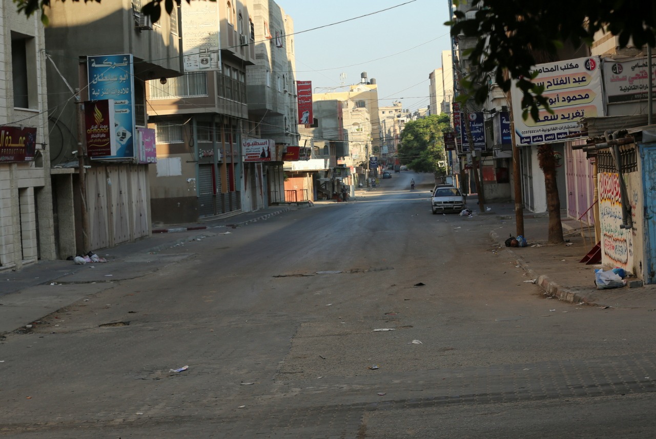 اليوم الخامس من حظر التجول في غزة لمواجهة "كورونا"