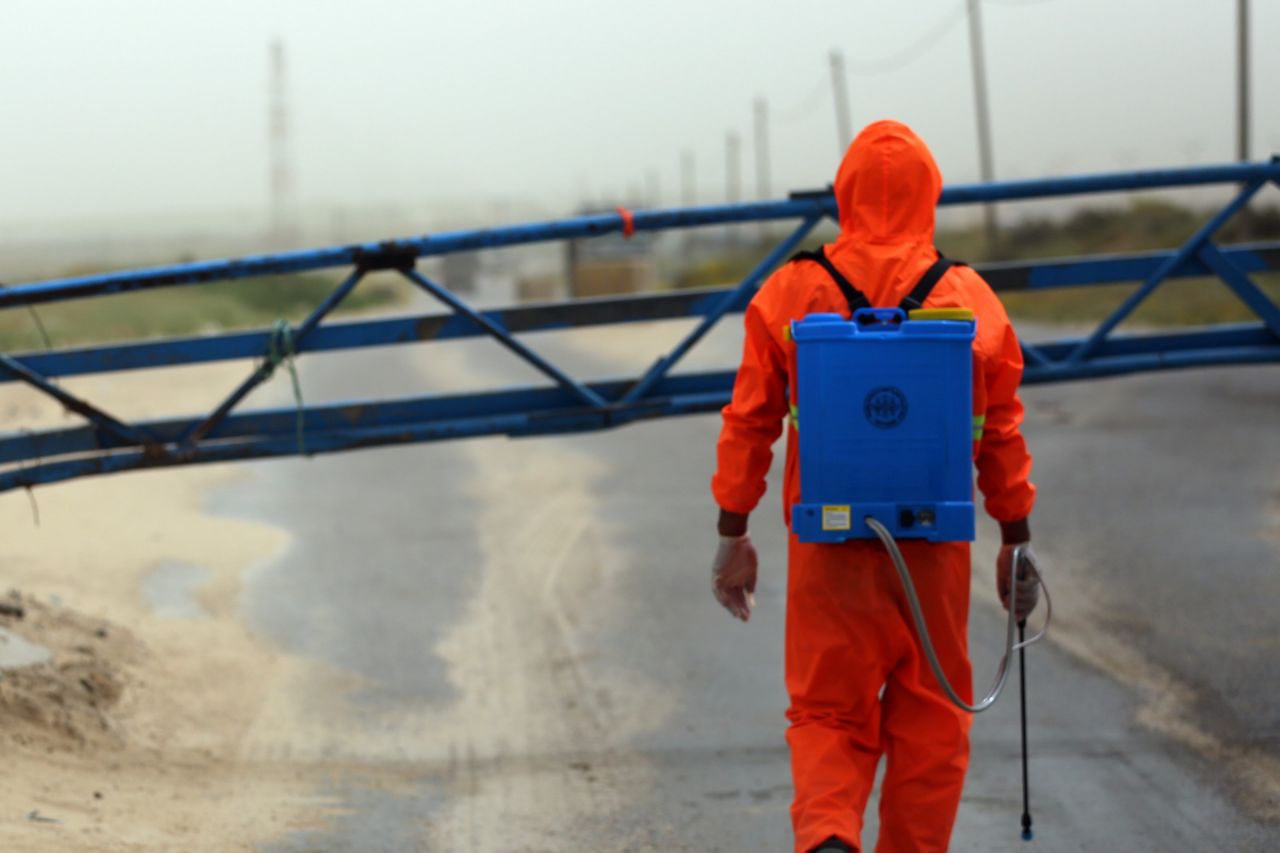 إجراءات الوقاية والسلامة في المعابر التجارية