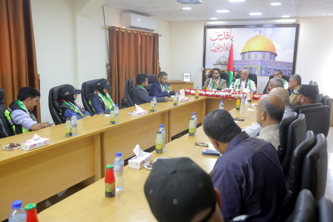 الداخلية تستقبل وفداً ماليزياً