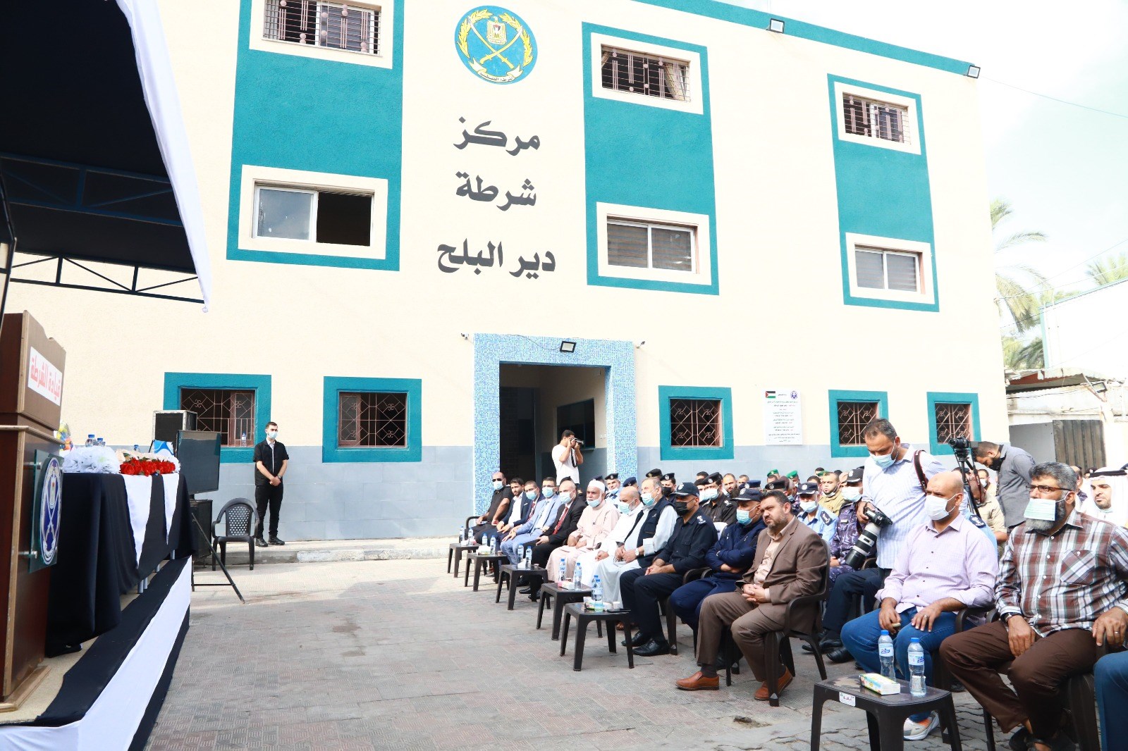 قيادة الشرطة تفتتح مركز "دير البلح" بعد إعادة ترميمه