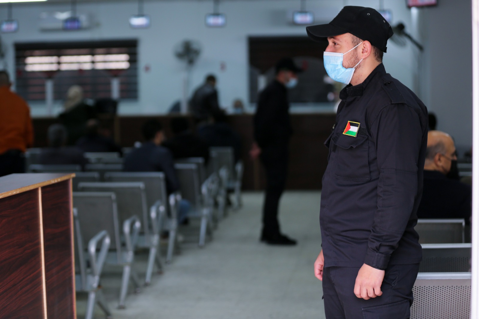 عمل أطقم مكتب التسجيل للسفر بالهيئة العامة للمعابر والحدود،