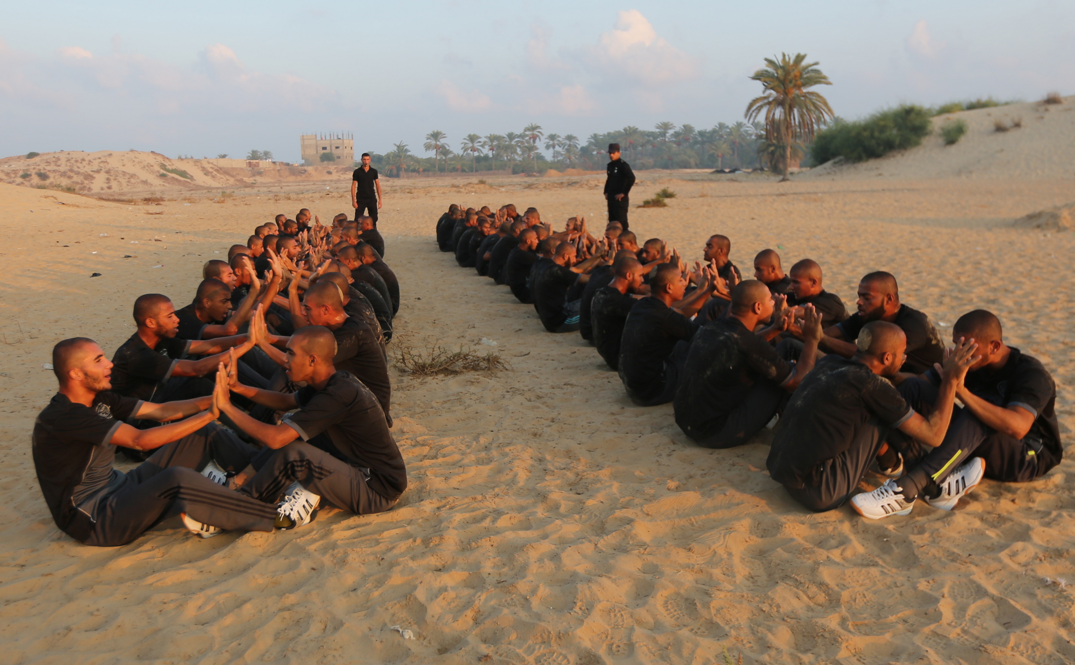 الدورة المغلقة لدفعة البكالوريوس التاسعة والعلوم البحرية الرابعة