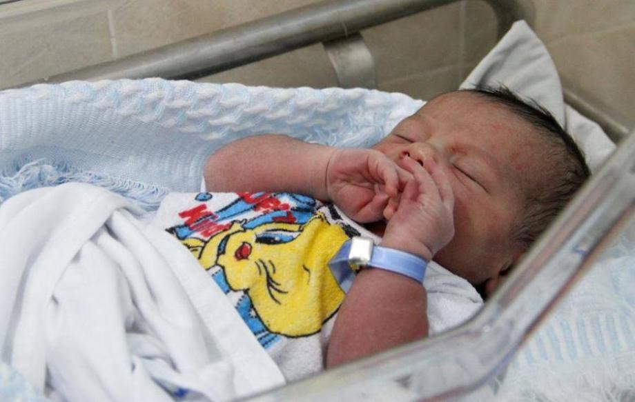 إحصائية: 2890 مولودًا جديدًا بقطاع غزة خلال مارس الماضي