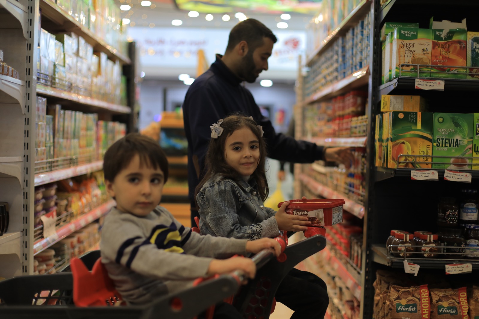 صور من قضاء المواطنين في غزة الإجازة الأسبوعية 